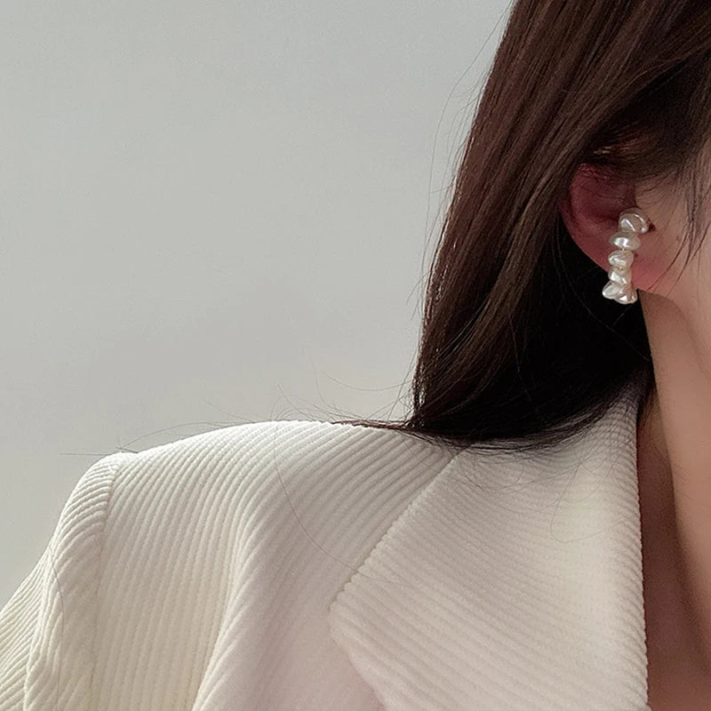 Elegant Pearl Ear Cuff