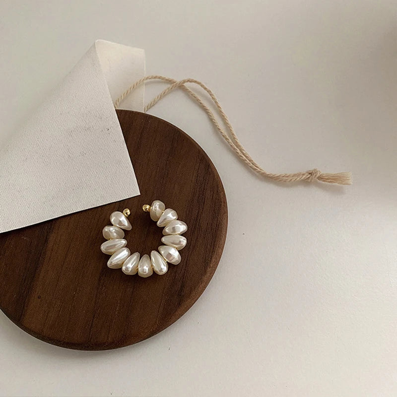 Elegant Pearl Ear Cuff