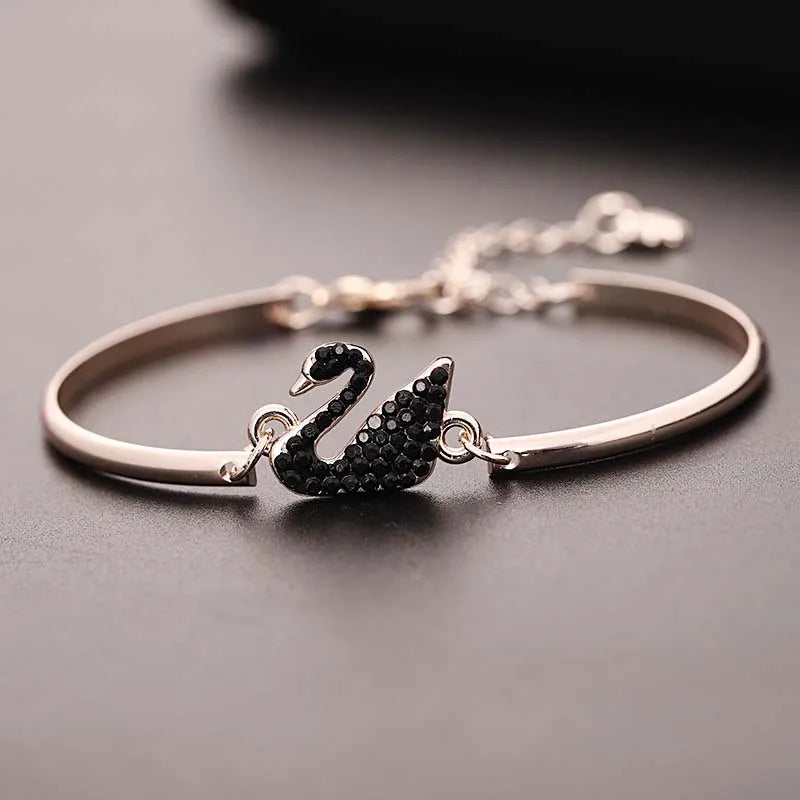 ✨ Rose Gold Swan Bracelet